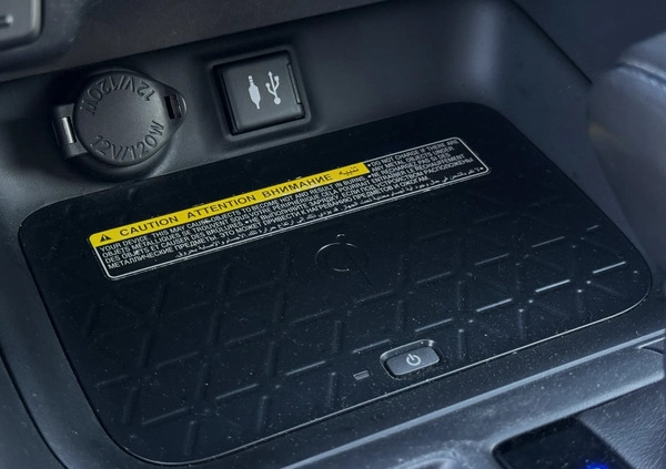 Toyota RAV4 cena 124999 przebieg: 79900, rok produkcji 2019 z Kobylin małe 781